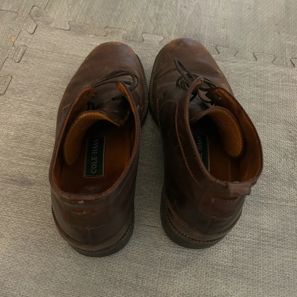 Cole Haan Air Colton Chukka Boots – Brown Leather – 8.5W